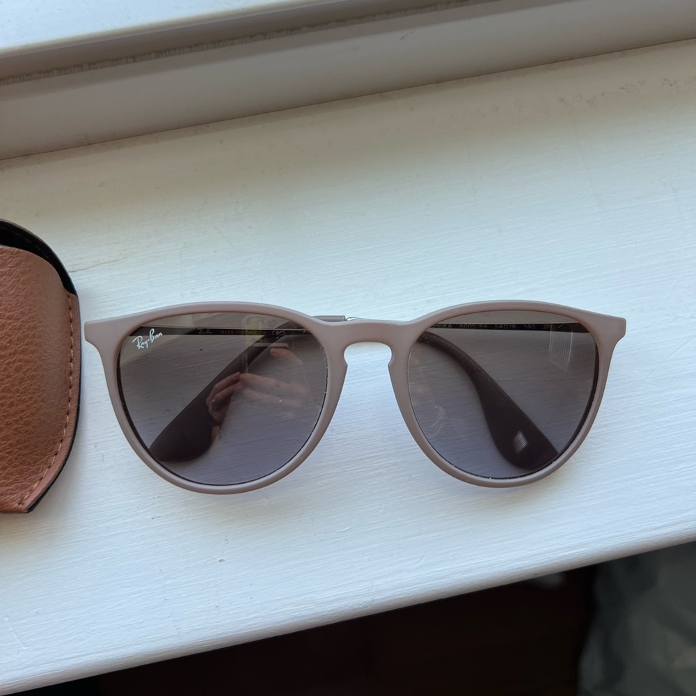 Ray Ban Erika 4171 Rubber Sunglasses